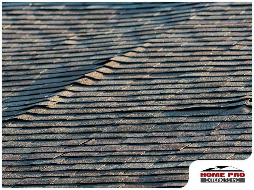 Asphalt Shingle Rippling: What Does It Mean?